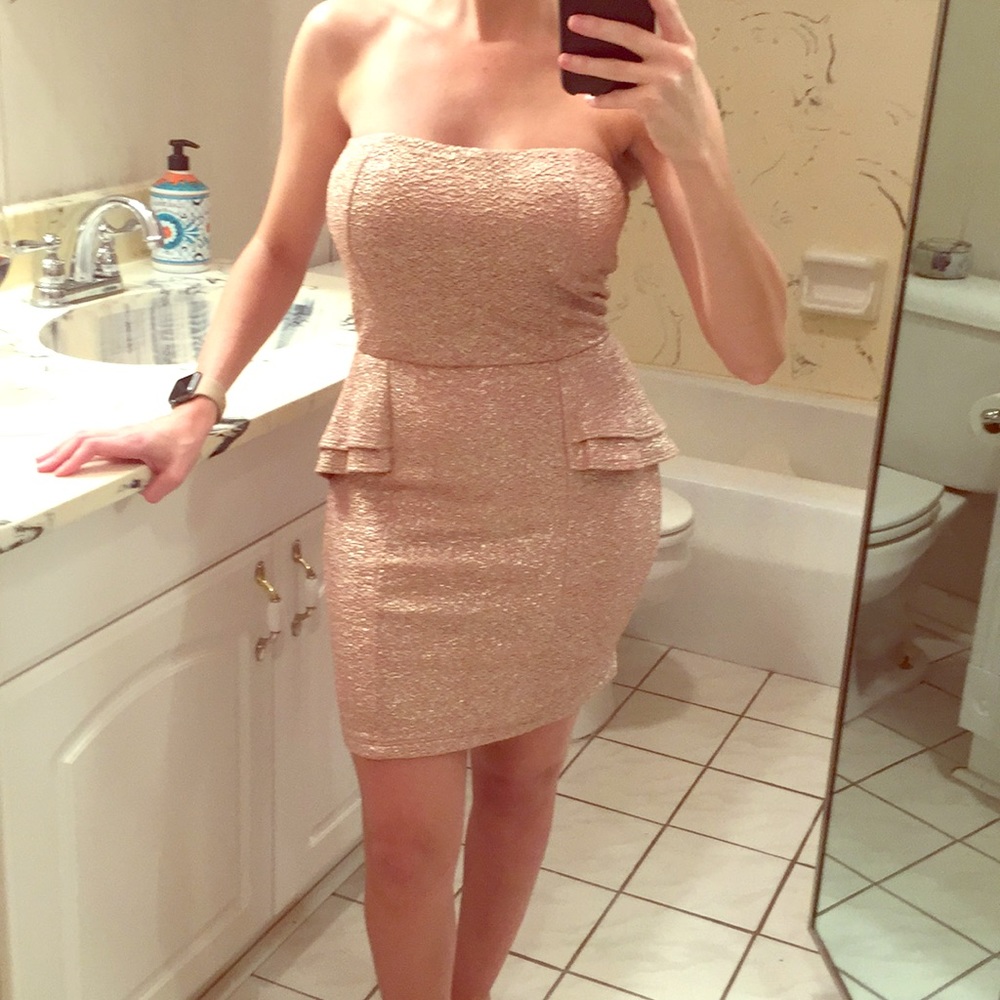 Strapless nude dress with gold foil